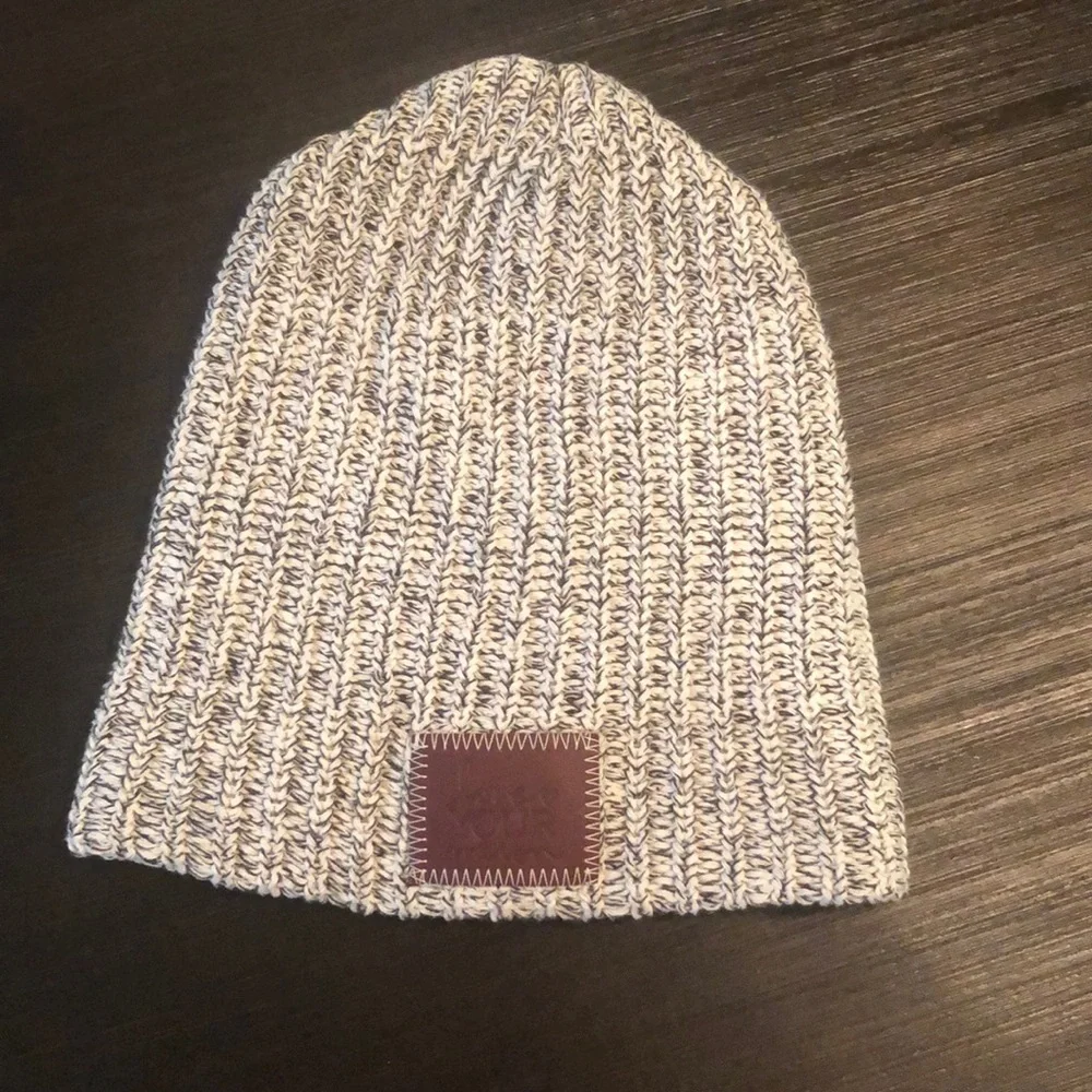 LOVE YOUR MELON Women’s White Winter Hat